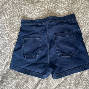 American apparel shorts (M)